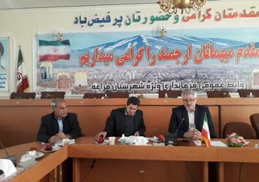 بازدید سرزده صبحگاهی فرماندار از اداره تعاون روستایی مراغه